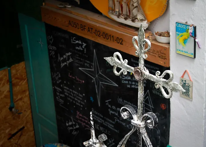 Rosa De Vientos Hostel Καντίζ