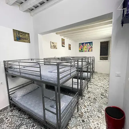 Rosa De Vientos بيت شباب *